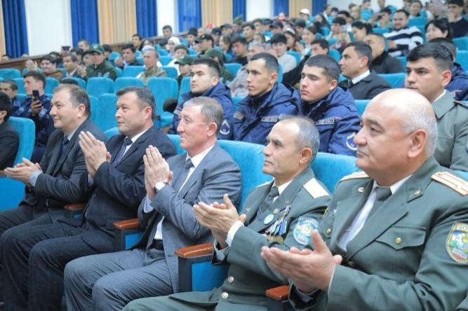 “Yangi O‘zbekiston armiyasi – mamlakat tayanchi, xalqimiz faxri!” shiori ostida maʼnaviy-maʼrifiy tadbir oʻtkazildi.