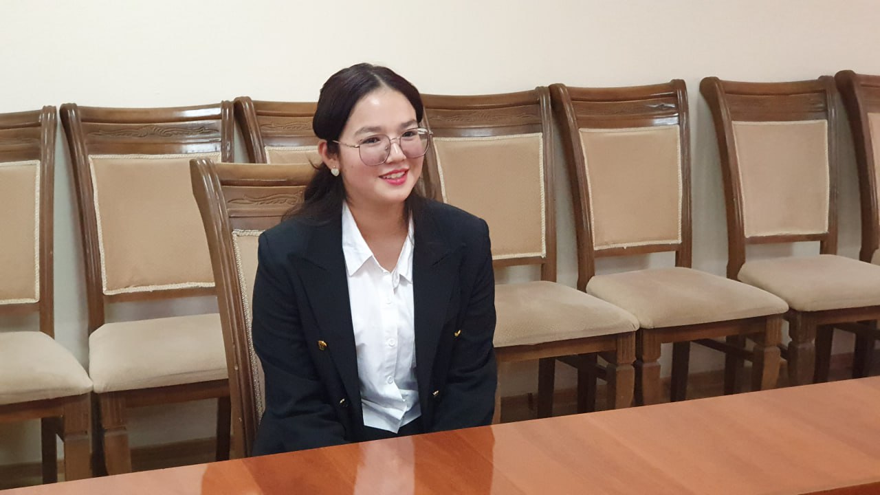 Namangan davlat pedagogika instituti talabalari ishtirokida institut Yoshlar akademiyasi lideri, fakultet liderlari hamda a'zolik uchun suhbat o'tkazildi.