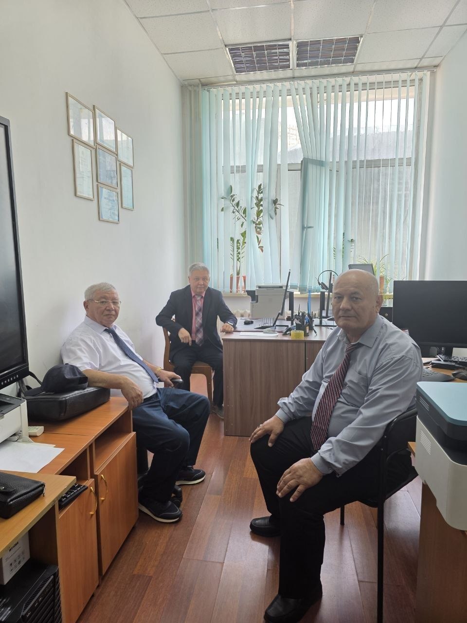 Namangan davlat pedagogika instituti vakillari Al-Farobiy nomidagi QozMU da o‘z mutaxassislik yo‘nalishlari bo‘yicha tajriba almashishdi.